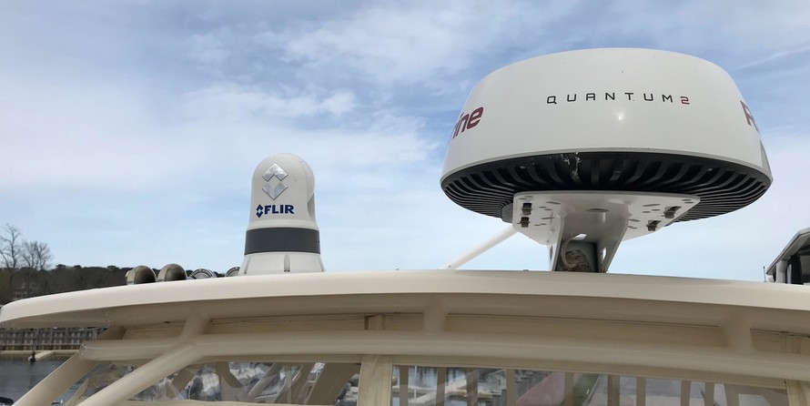 Grady-White Freedom 335