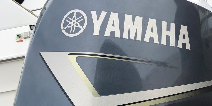 Grady-White Freedom 335