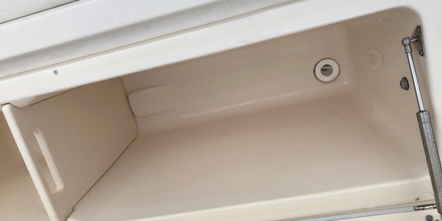 Grady-White Freedom 335