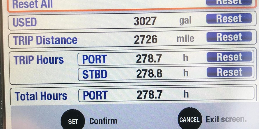 Grady-White Freedom 335