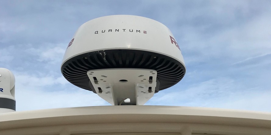 Grady-White Freedom 335