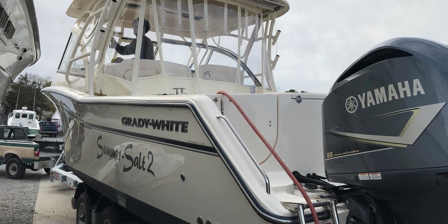 Grady-White Freedom 335