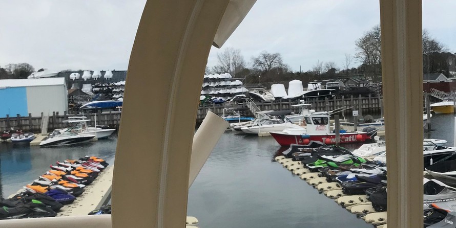 Grady-White Freedom 335