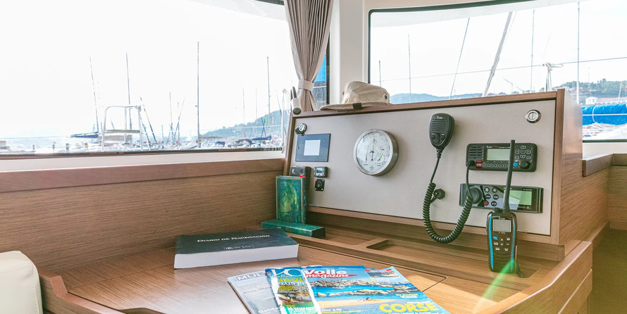 Lagoon 42
