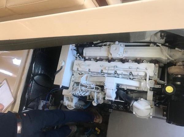 Sea ray 420 sedan bridge