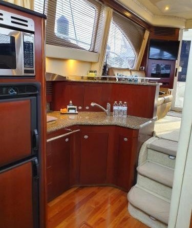 Sea ray 420 sedan bridge