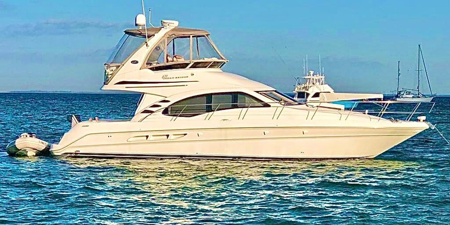 Sea ray 420 sedan bridge