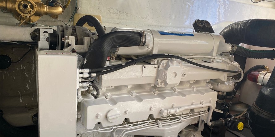 Sea ray 420 sedan bridge