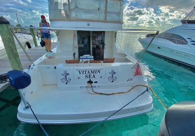 Sea ray 420 sedan bridge