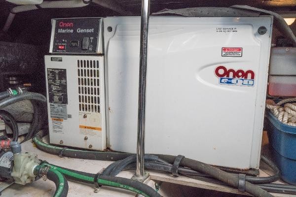 Sea ray 420 sedan bridge