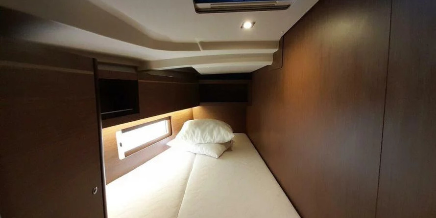 Beneteau Oceanis 46.1