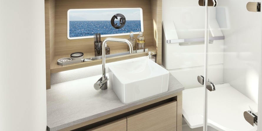 Sealine C335