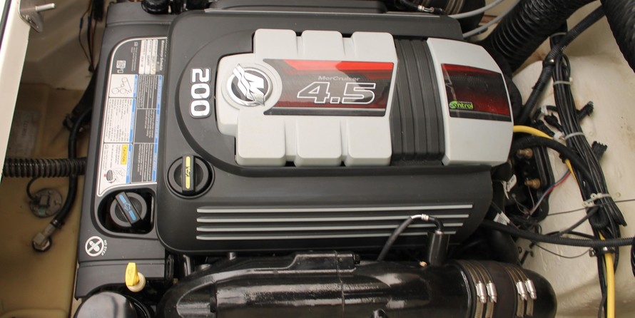 Bayliner VR5 BOWRIDER