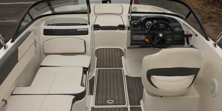 Bayliner VR5 BOWRIDER