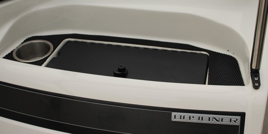 Bayliner VR5 BOWRIDER