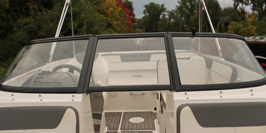 Bayliner VR5 BOWRIDER