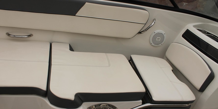 Bayliner VR5 BOWRIDER