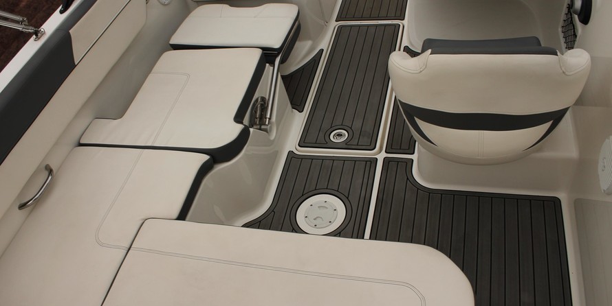 Bayliner VR5 BOWRIDER