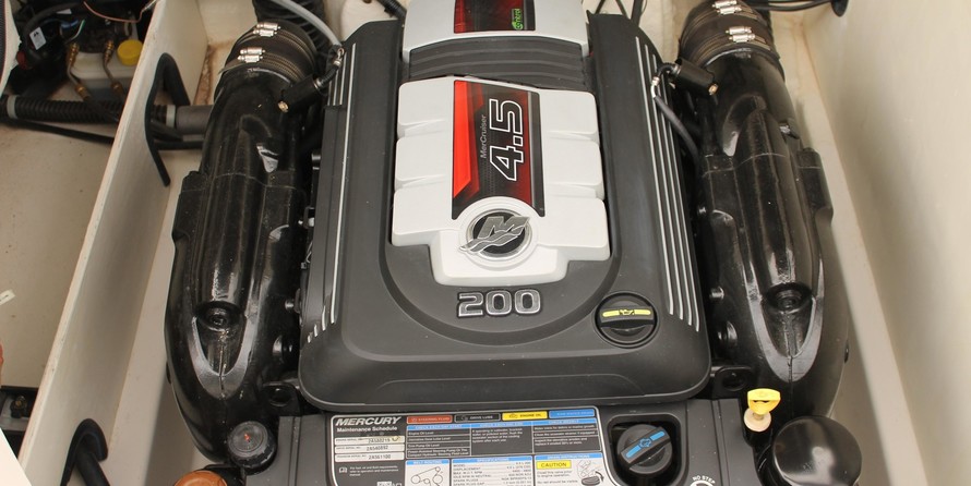 Bayliner VR5 BOWRIDER