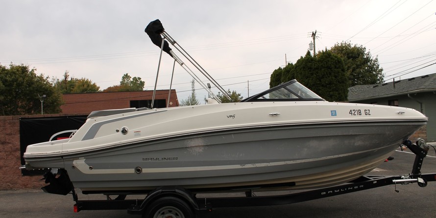 Bayliner VR5 BOWRIDER