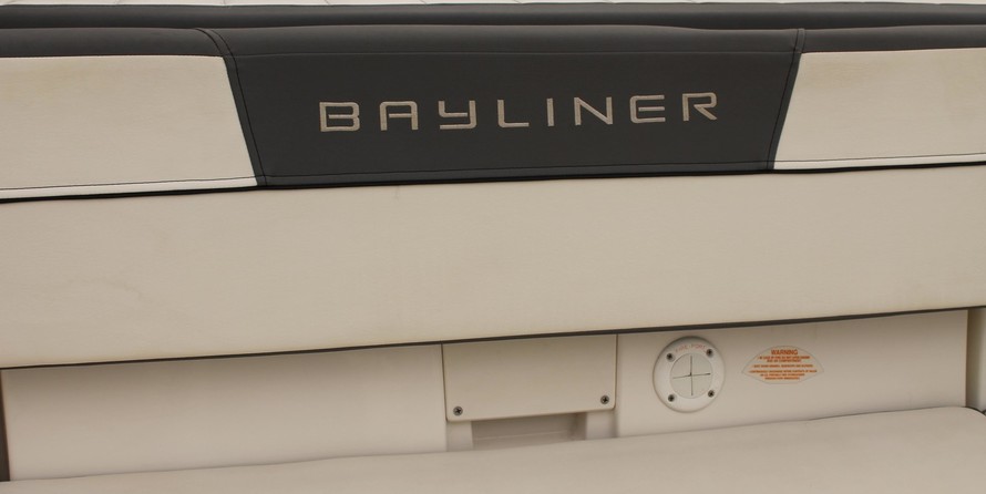 Bayliner VR5 BOWRIDER