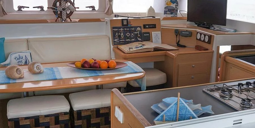Lagoon 400