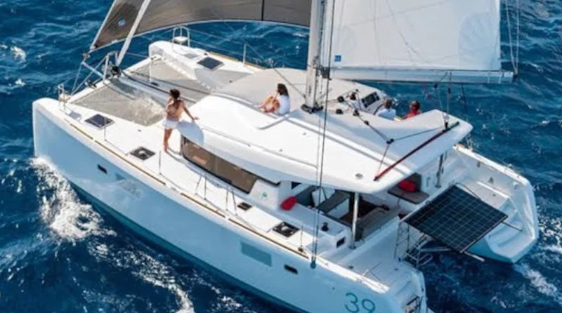 Lagoon 39