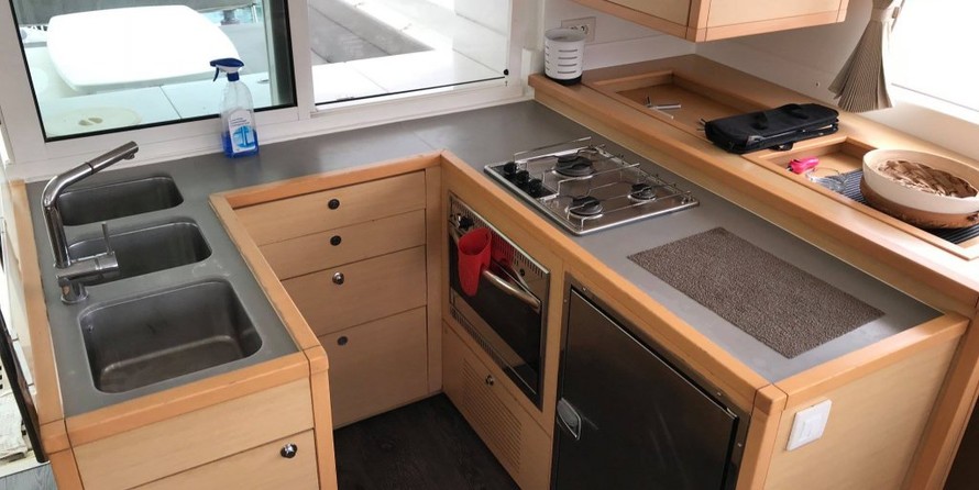 Lagoon 450