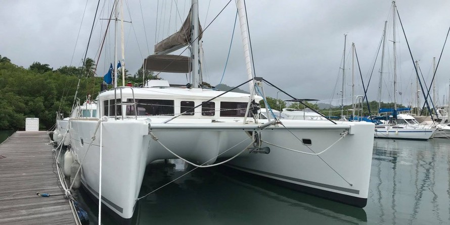 Lagoon 450