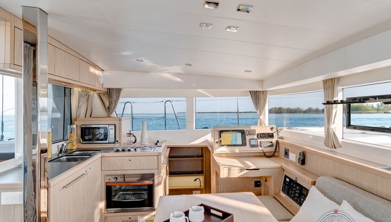 Lagoon 39