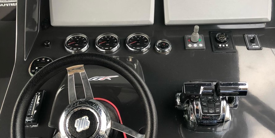 Midnight Express 37 Cabin