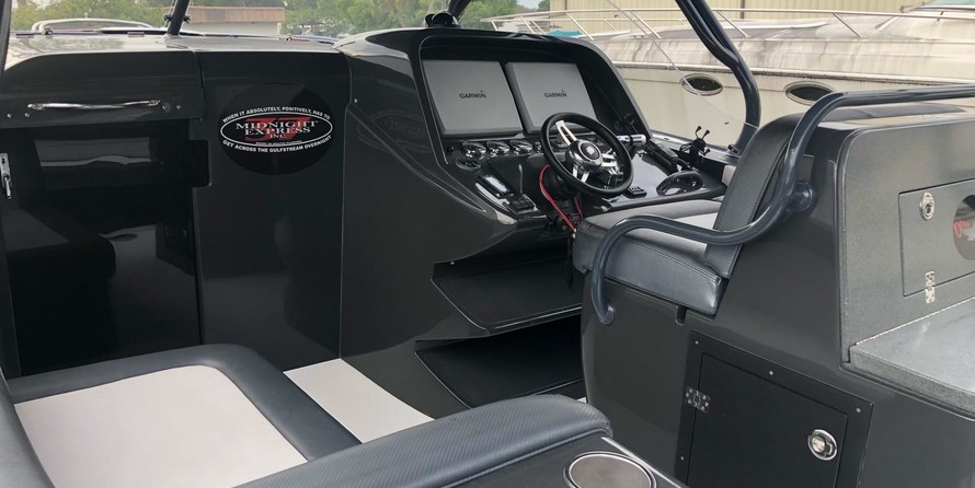 Midnight Express 37 Cabin