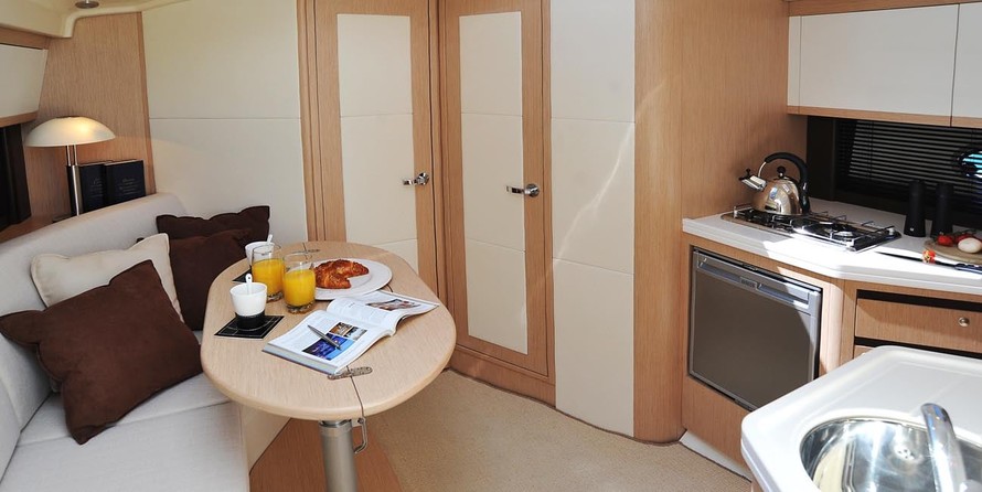 Focus Power 36 Hard Top