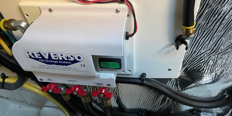 Cruisers Yachts 48 Cantius