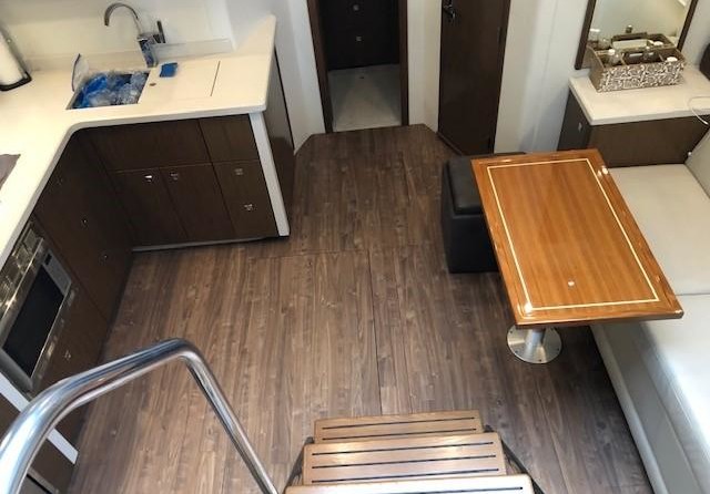 Cruisers Yachts 48 Cantius