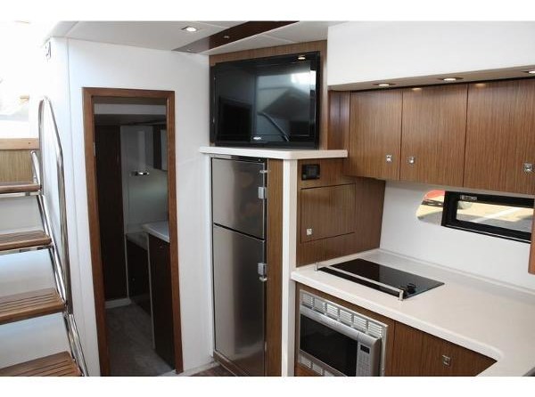 Cruisers Yachts 48 Cantius