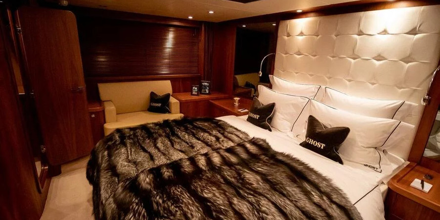 Sunseeker Predator 72