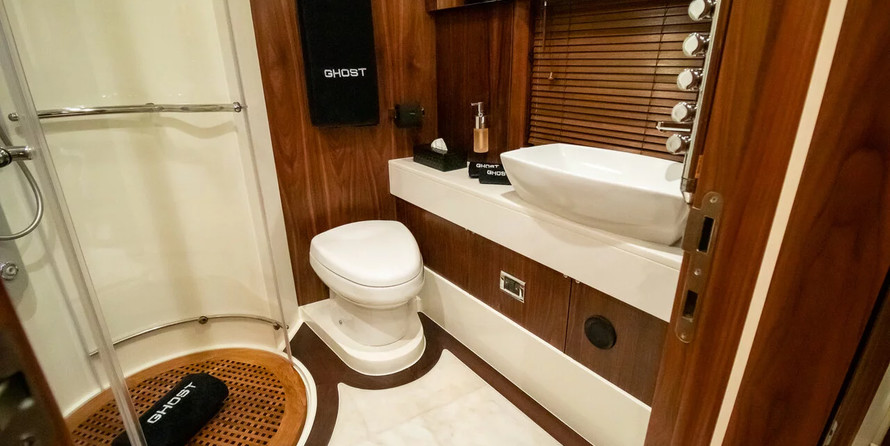 Sunseeker Predator 72