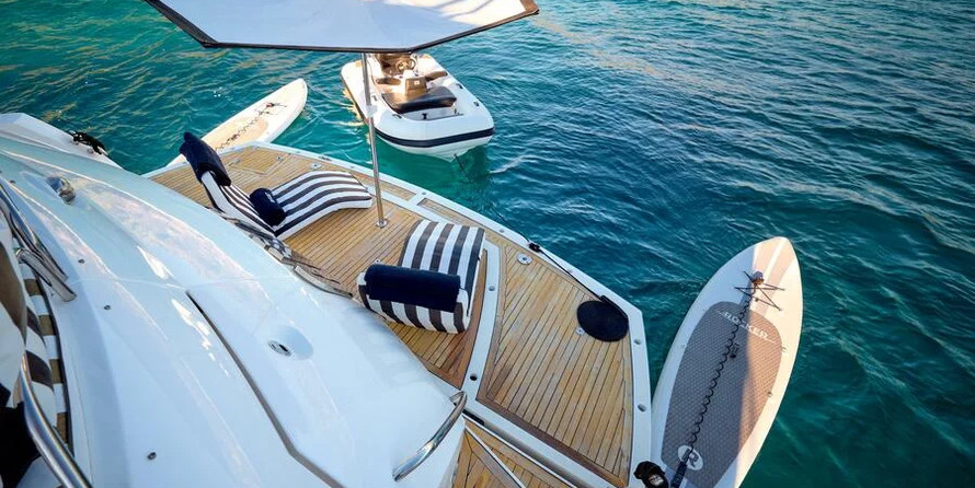 Sunseeker Predator 72