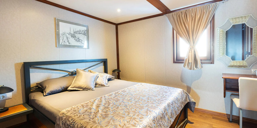 Feadship Gallant Lady