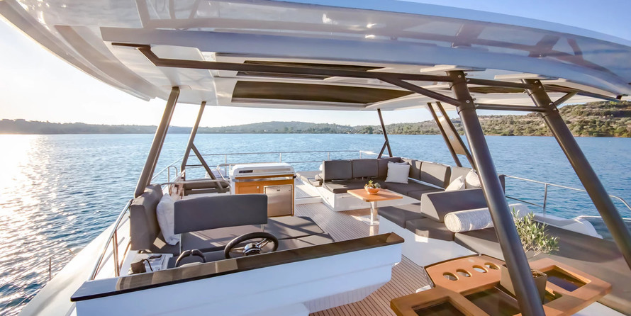 Fountaine Pajot Power 67