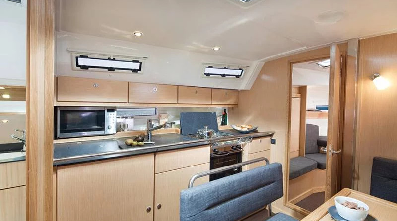Bavaria Cruiser 40