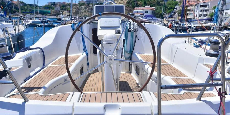 Beneteau Oceanis 393 Clipper