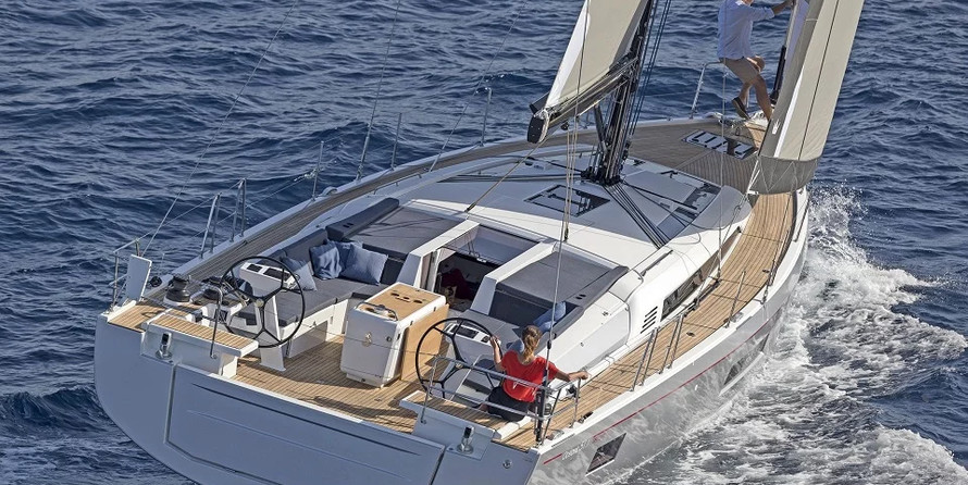 Oceanis 51.1 A/C &amp; GEN