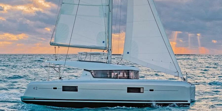 Lagoon 42 A/C - GEN