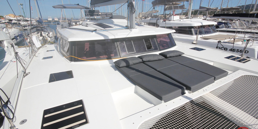 Fountaine Pajot Saona 47