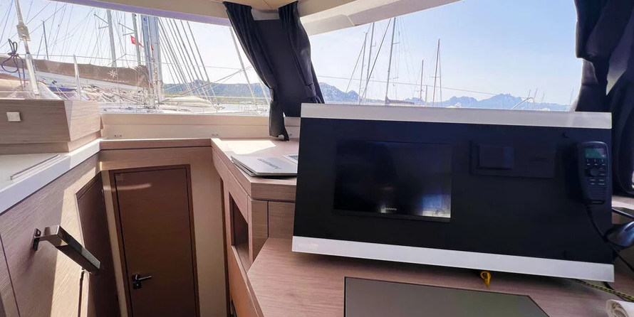 Fountaine Pajot Saona 47