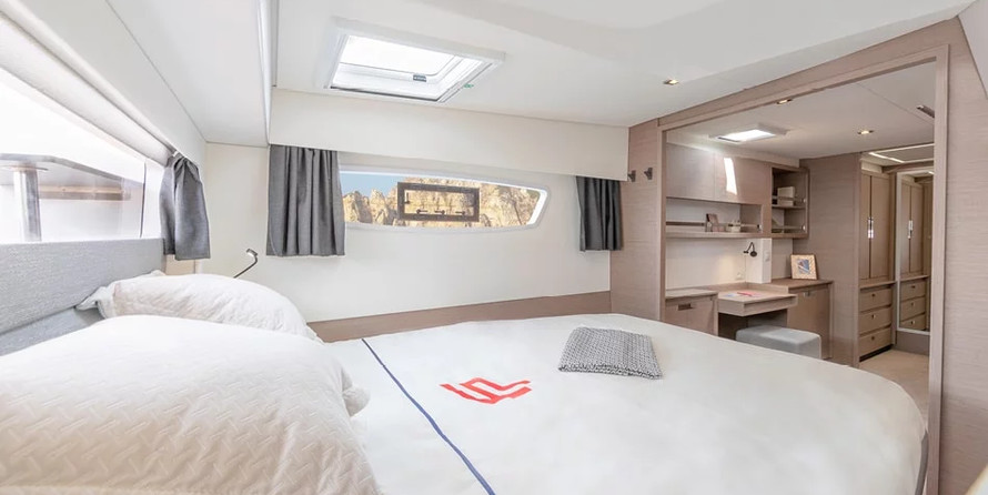 Fountaine Pajot Elba 45