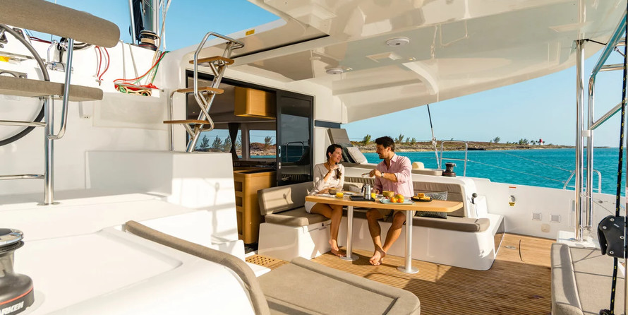 Lagoon 42 - 4 + 1 cab.