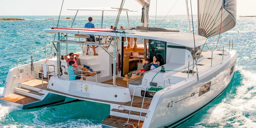 Lagoon 42 - 4 + 1 cab.